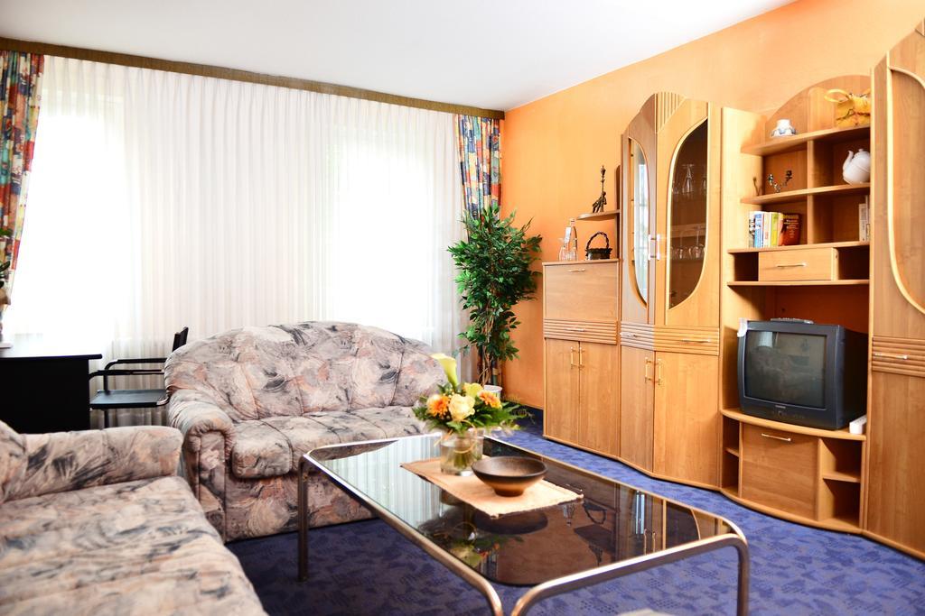 Landhotel Michaelishof Bergen  Zewnętrze zdjęcie