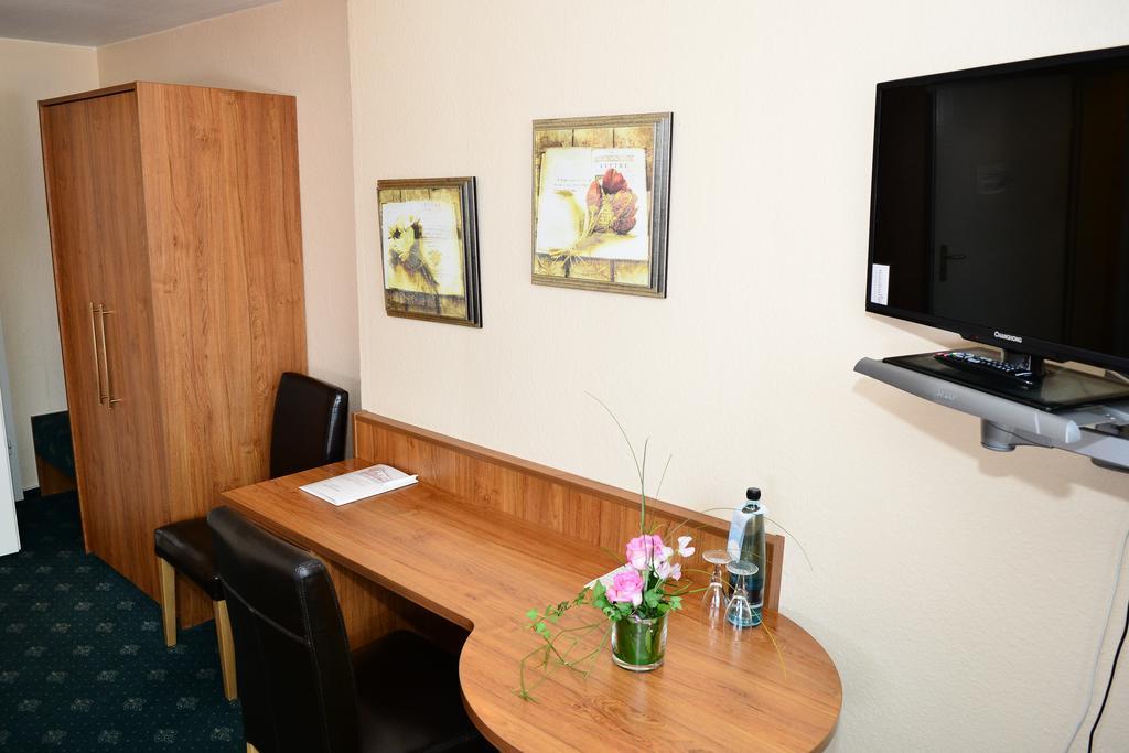 Landhotel Michaelishof Bergen  Zewnętrze zdjęcie